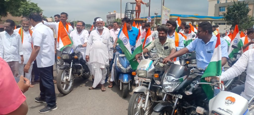 Had ghar tiranga BJP supporters bike rally in mudhol