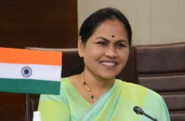 Shobha Karandlaje: Union Minister Kannadathi Shobha Karandlaje apologized to Tamil Nadu