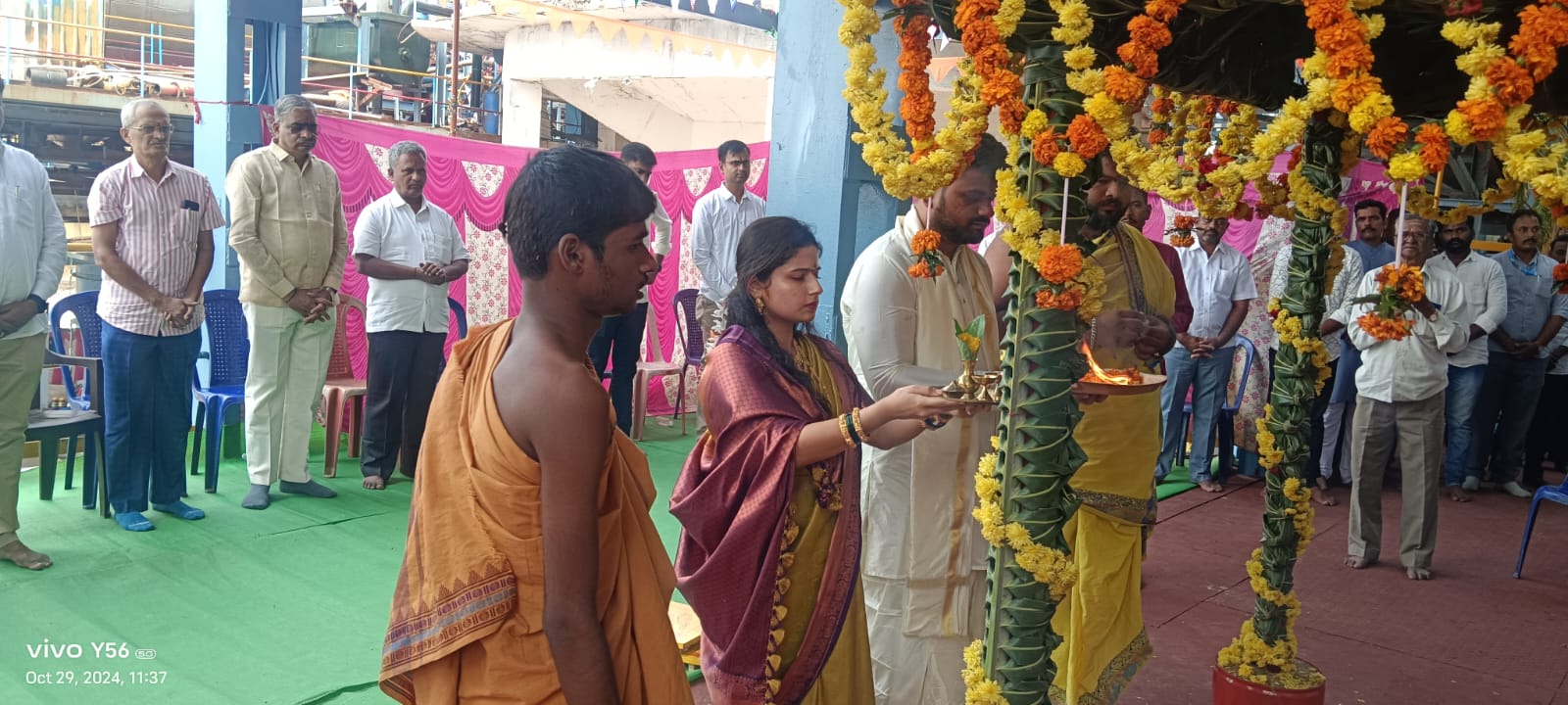 ಯರಗಲ್ ಬಾಲಾಜಿ ಸಕ್ಕರೆ ಕಾರ್ಖಾನೆಯಲ್ಲಿ ಬಾಯ್ಲರ್ ಪ್ರದೀಪನಕ್ಕೆ ಚಾಲನೆ