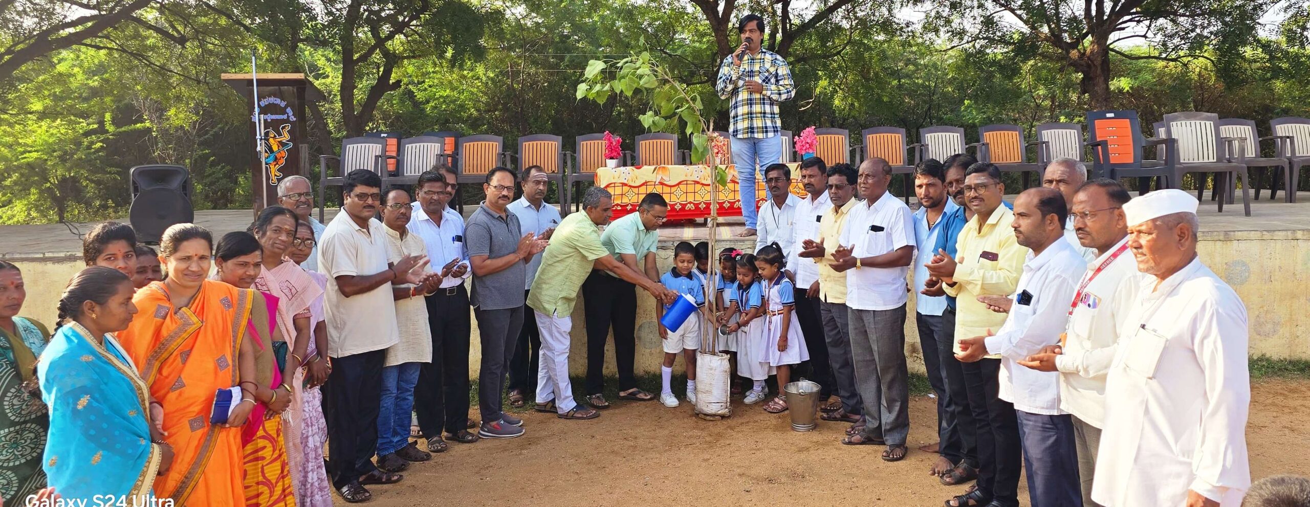 ಪಟಾಕಿ ಬೇಡ: ದೀಪಗಳನ್ನು ಬೆಳಗಿಸೋಣ:ಇರುವುದೊಂದೇ ಭೂಮಿ: ರಕ್ಷಿಸೋಣ : ಮೇಟಿ