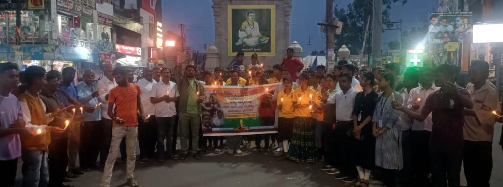 Tributes to those who died in the terrorist attack in Kashmir