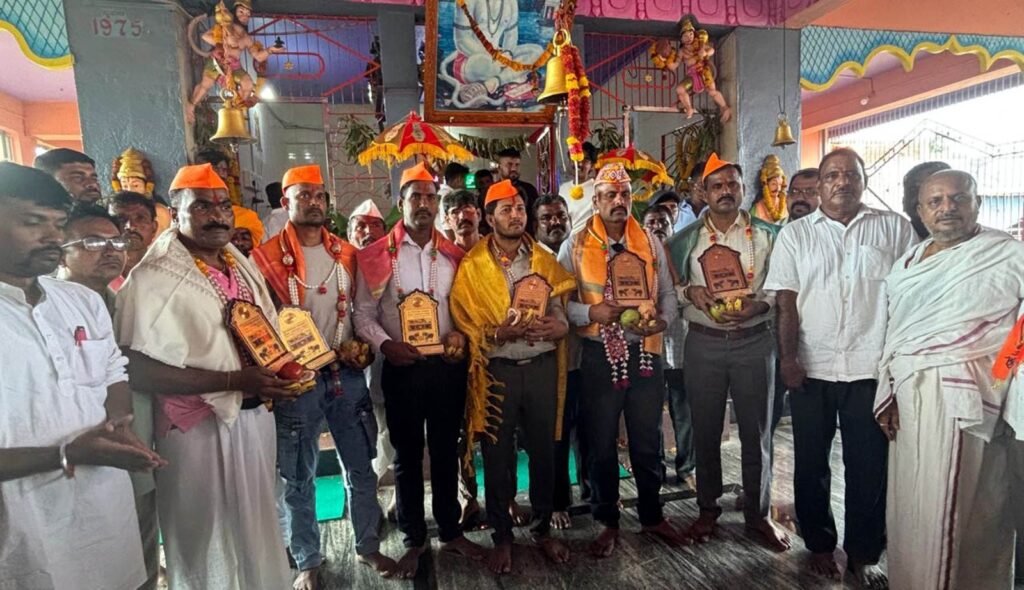 Urgent call from army: Farewell to eight soldiers of Hullur Tanda