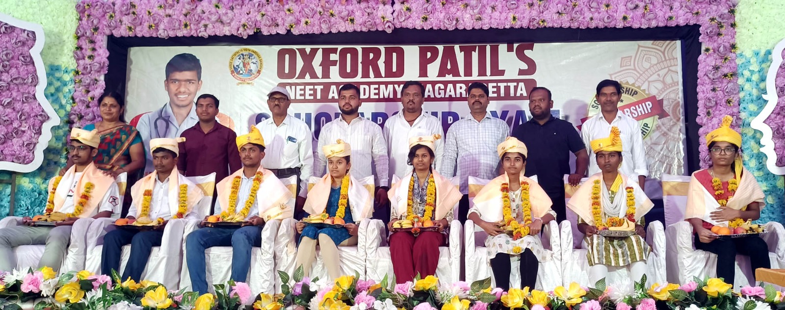 ಅತೀ ಹೆಚ್ಚು ಮೆಡಿಕಲ್ ಕೊಟ್ಟ ಹೆಗ್ಗಳಿಕೆ : ಆಕ್ಸಫರ್ಡ್ ಪಾಟೀಲ್ಸ್ ನೀಟ್ ಅಕಾಡೆಮಿಯಿಂದ ಕೋಟಿ ರೂ.ಸ್ಕಾಲರಶಿಪ್