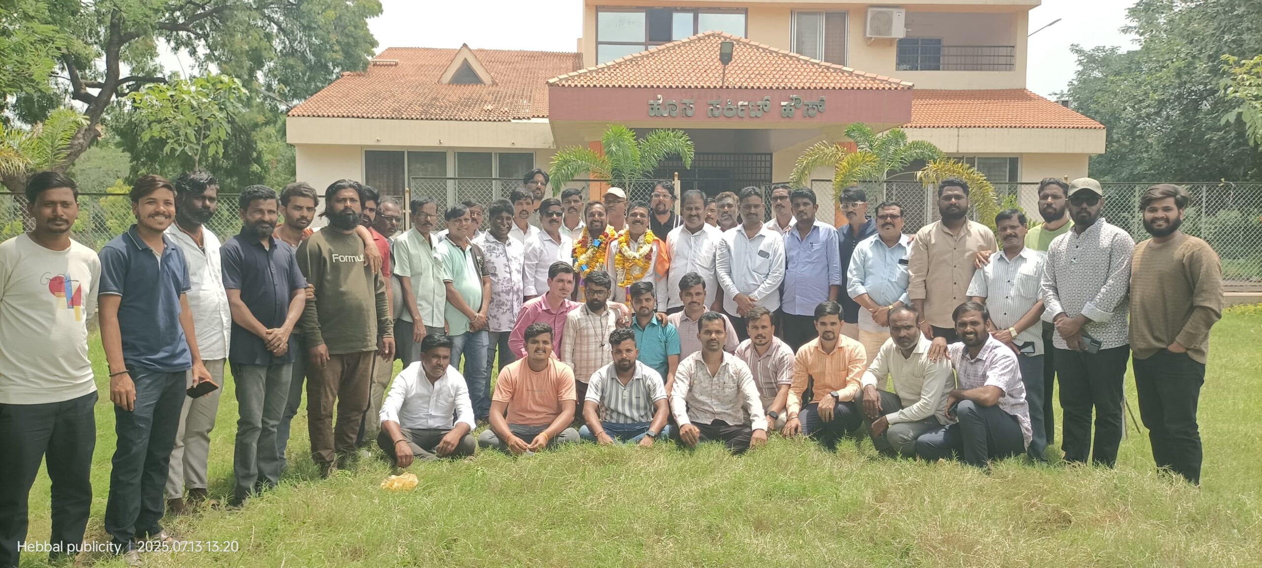 ಛಾಯಾಚಿತ್ರಗ್ರಾಹಕರ ಸಂಘಕ್ಕೆ ಪದಾಧಿಕಾರಿಗಳ ಆಯ್ಕೆ: ರವಿ ತಾಳಿಕೋಟಿ ಅಧ್ಯಕ್ಷ,ಪರಶುರಾಮ ನಾಗರಬೆಟ್ಟ ಉಪಾಧ್ಯಕ್ಷರಾಗಿ ಆಯ್ಕೆ