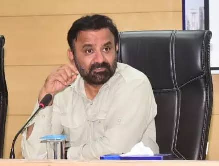 ಶಿಥಿಲ ಶಾಲಾ ಕಟ್ಟಡ: ಪರ್ಯಾಯ ವ್ಯವಸ್ಥೆಗೆ ಸಚಿವ ಸಂತೋಷ್‌ ಲಾಡ್‌ ಸೂಚನೆ