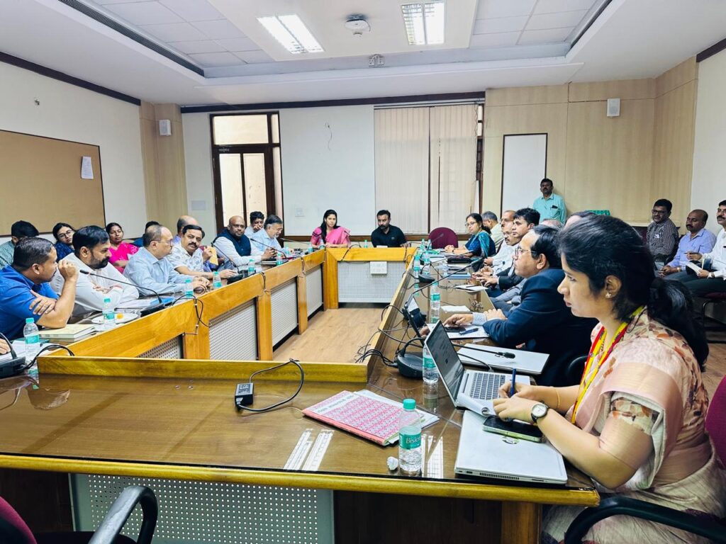 Establishment of Skill Training Institute: Labor Minister Santosh Lad meeting