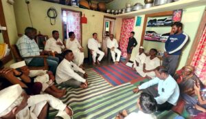 MLA Nad Gowda visits Kuntoji: Condolences to family of farmer who committed suicide