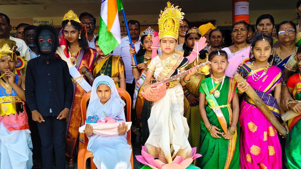 Children's art at Pratibha Karanji