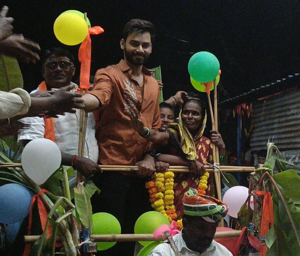 A grand welcome to Bigg Boss contestant Mallamma