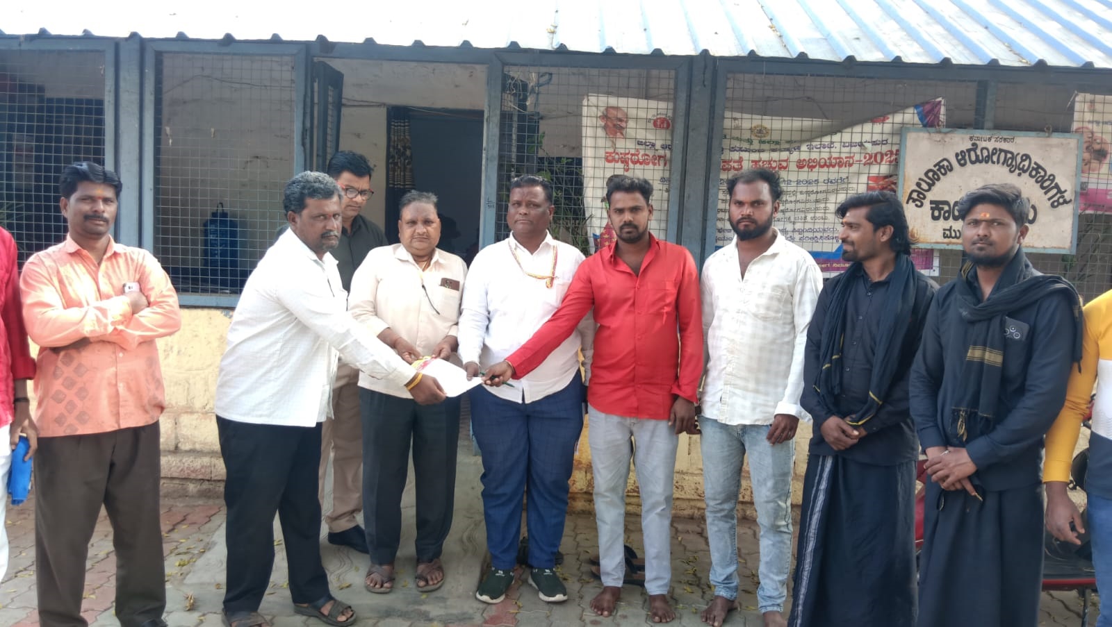 ನಾಲತವಾಡ ವೈದ್ಯರ ವರ್ಗಾವಣೆಗೆ ವಿರೋಧ