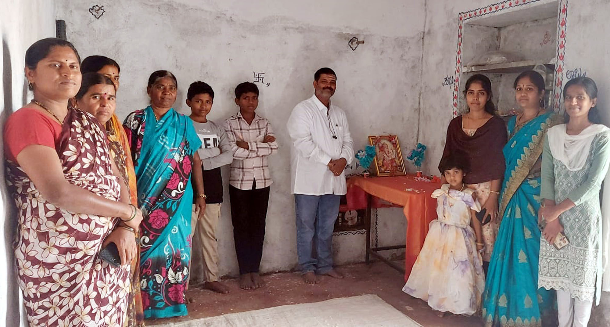 ಮಕ್ಕಳಿಗೆ ಸೌಲಭ್ಯ ಒದಗಿಸಲು ವಿನಂತಿ:             ಗುಡಿಹಾಳದಲ್ಲಿ ಅಂಗನವಾಡಿ ಕೇಂದ್ರ -2ರ ಉದ್ಘಾಟನೆ