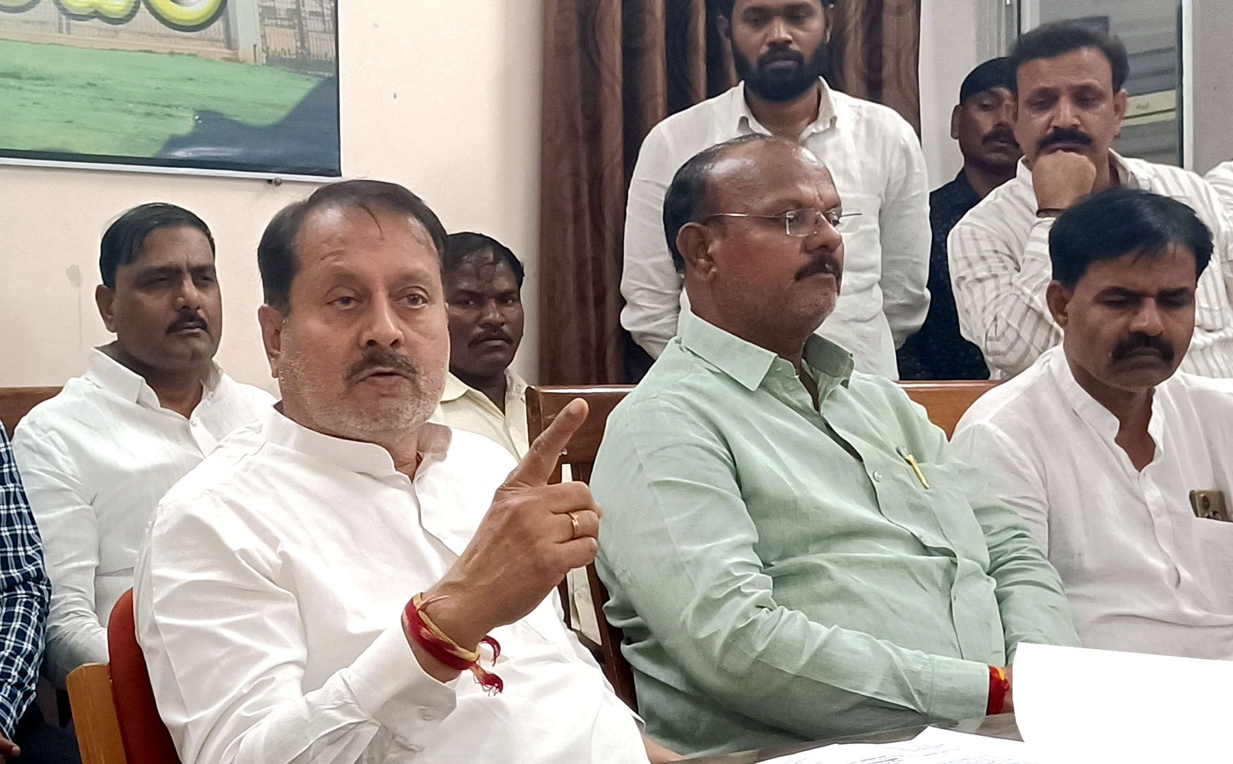 ಮಾಜಿ ಶಾಸಕರು ಐದು ವರ್ಷ ನಿದ್ದೆ ಮಾಡುತ್ತಿದ್ದರೇ ?-ಶಾಸಕ ನಾಡಗೌಡ ಪ್ರಶ್ನೆ