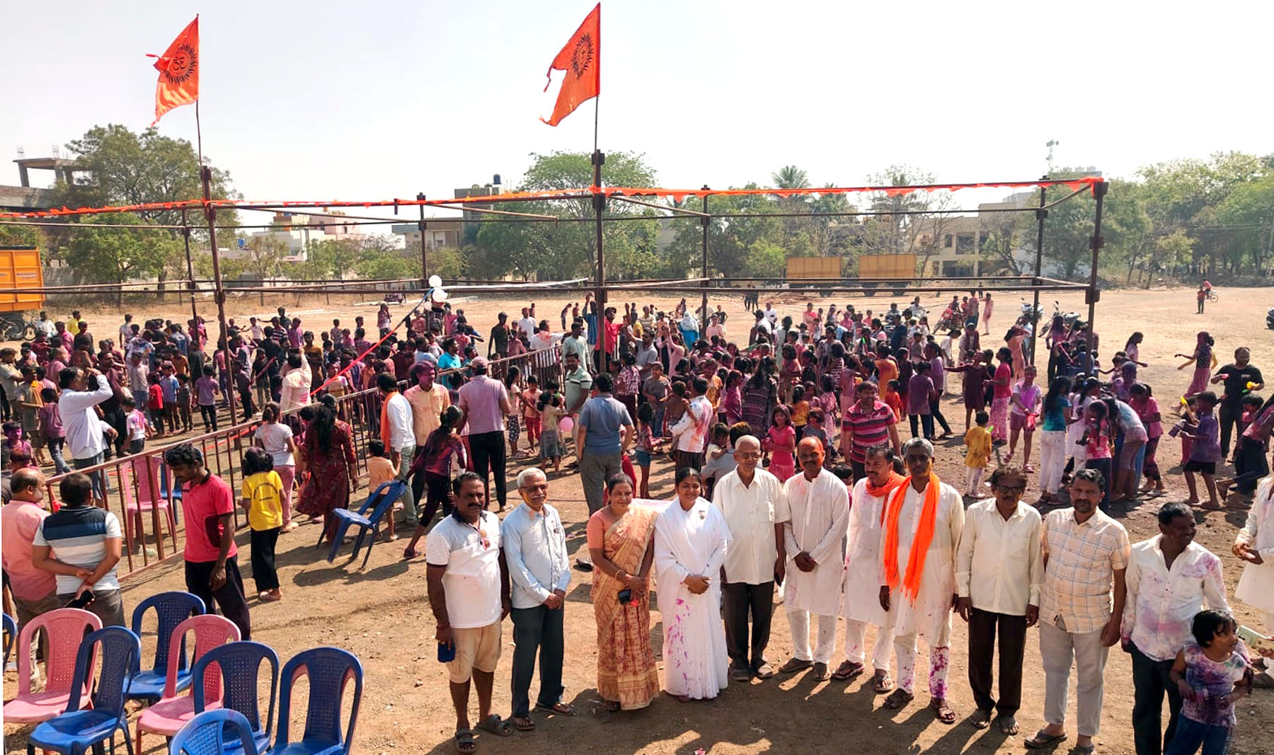 ಚಿಣ್ಣರ ಬಣ್ಣದೋಕುಳಿ ಸಡಗರ ಹೆಚ್ಚಿಸಿದ ವರ್ಣರಂಜಿತ ಕಾರಂಜಿ