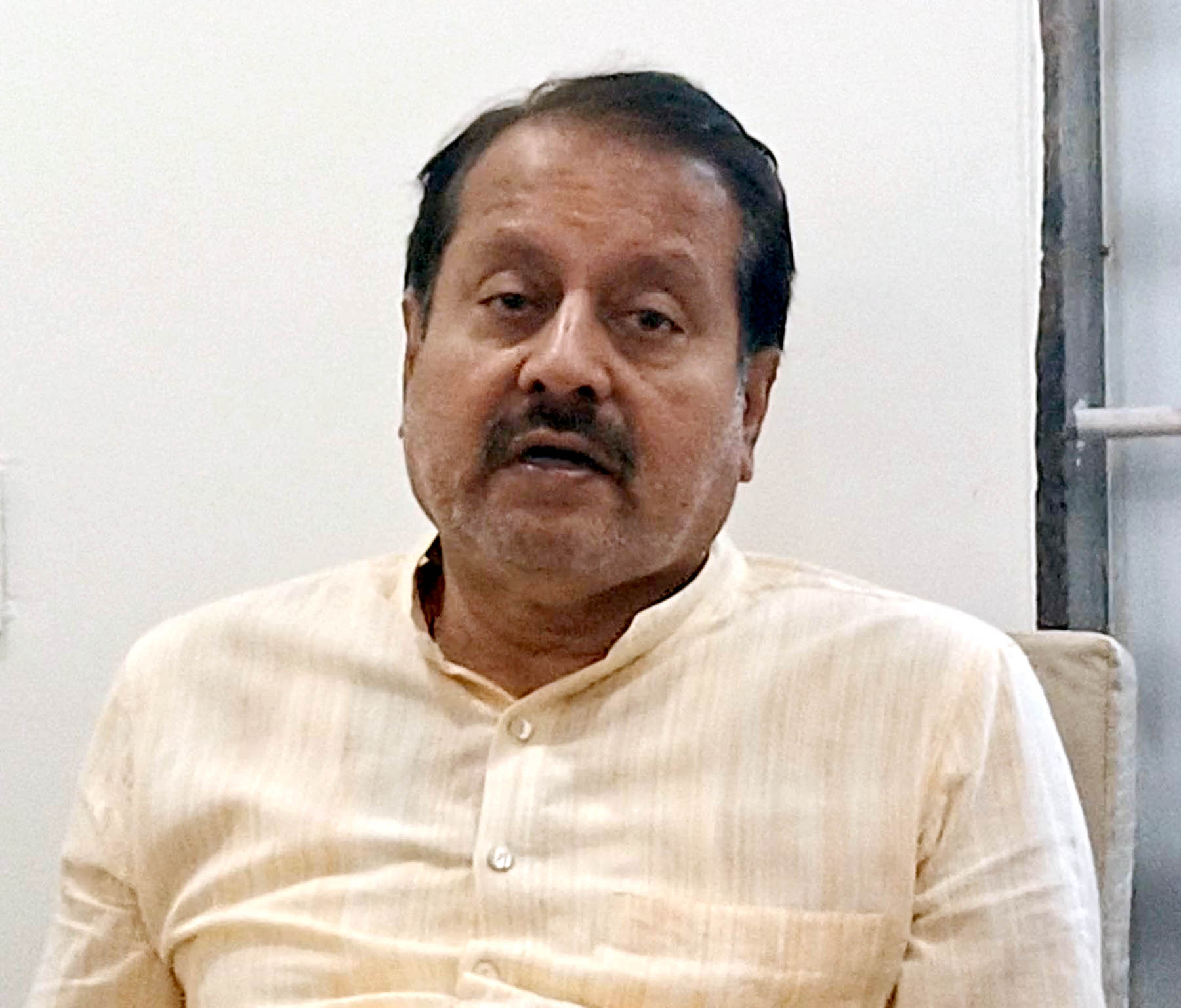 ಮುಗ್ಧ ರೈತರನ್ನು ಒಕ್ಕಲೆಬ್ಬಿಸುವ ಕೆಲಸ ಮಾಡಬೇಡಿ-ಶಾಸಕ ಸಿ.ಎಸ್.ನಾಡಗೌಡ