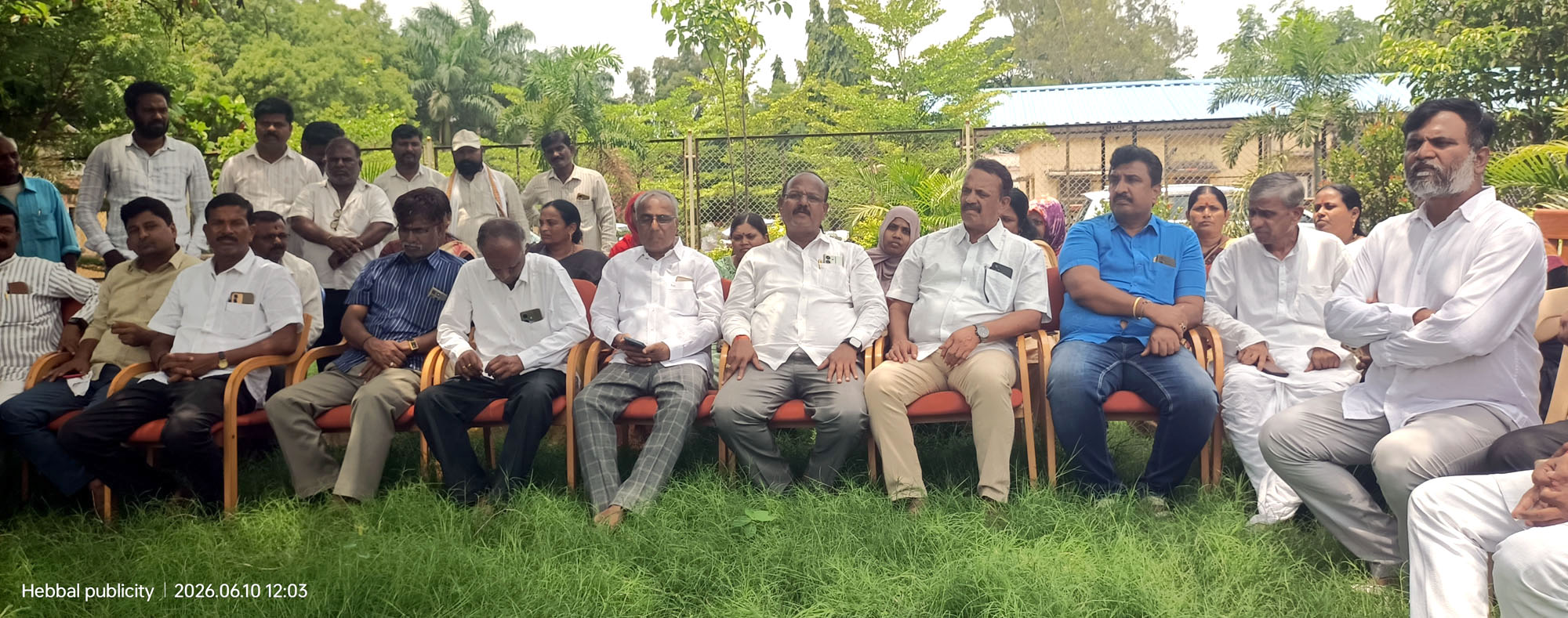 ‘ಶಾಸಕ ಸಿ.ಎಸ್.ನಾಡಗೌಡರಿಗೆ ಮಂತ್ರಿ ಮಾಡಿ,ಇಲ್ಲವೇ ನಮ್ಮ ರಾಜೀನಾಮೆ ಪಡೆದುಕೊಳ್ಳಿ’