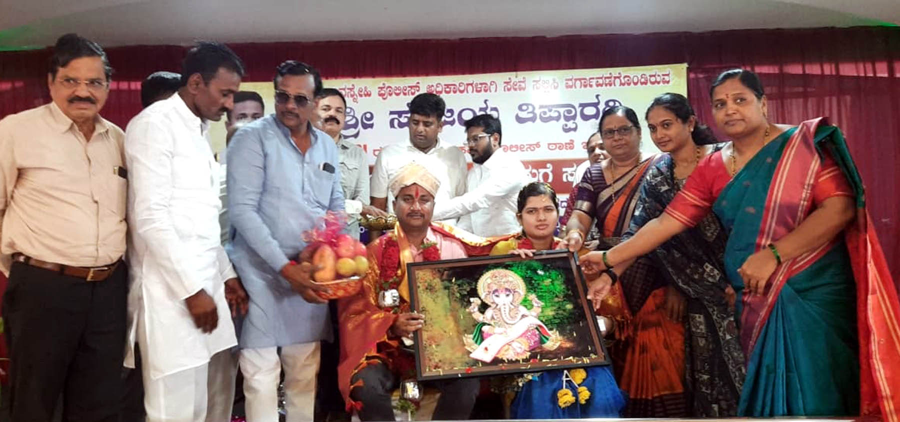 ಪಿಎಸ್‌ಐ ಸಂಜಯ ತಿಪರೆಡ್ಡಿಗೆ ಸನ್ಮಾನ:                                       ಜೀವ ಪಣಕ್ಕಿಟ್ಟು ಕಳ್ಳರನ್ನು ಬಂಧಿಸಿದ ದಕ್ಷ ಅಧಿಕಾರಿ ತಿಪರೆಡ್ಡಿ