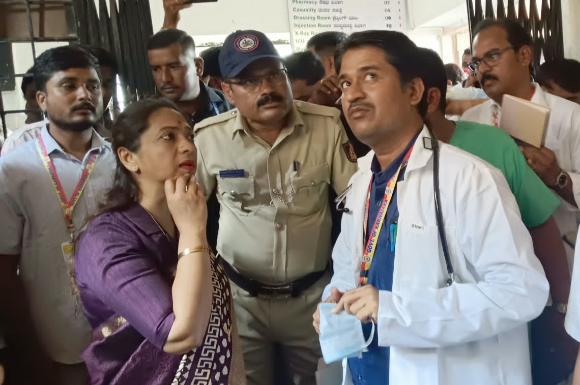 ಮುದ್ದೇಬಿಹಾಳ ಸರ್ಕಾರಿ ಆಸ್ಪತ್ರೆ ಸೇವೆಗೆ ನಾಗಲಕ್ಷ್ಮೀ ಚೌಧರಿ  ಮೆಚ್ಚುಗೆ